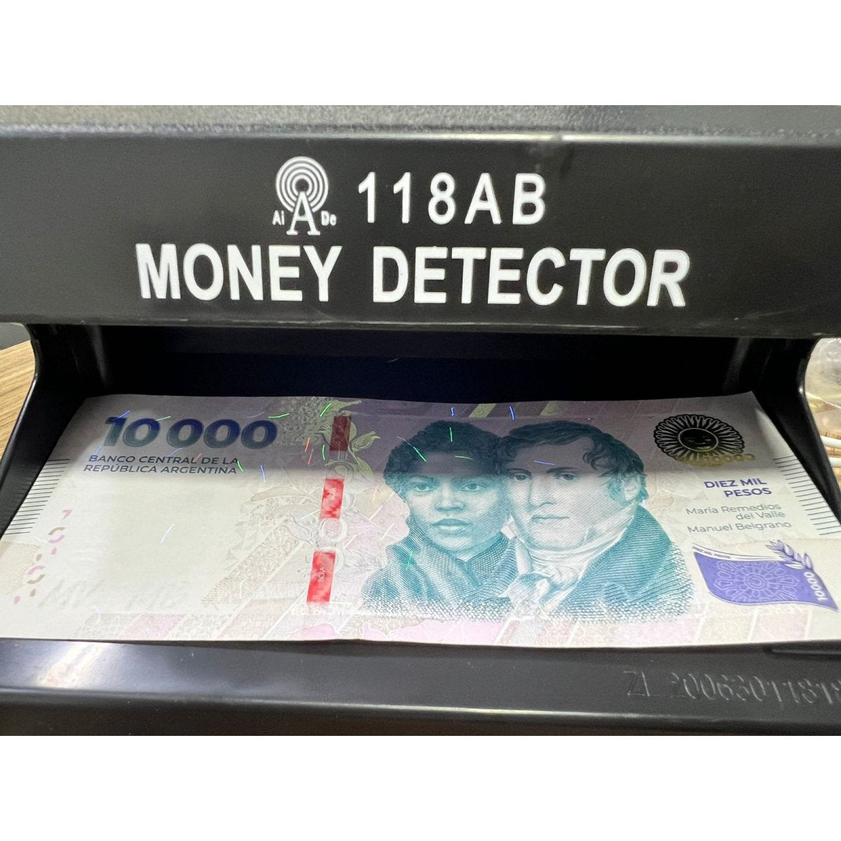 Detector de Billetes Falsos. UV